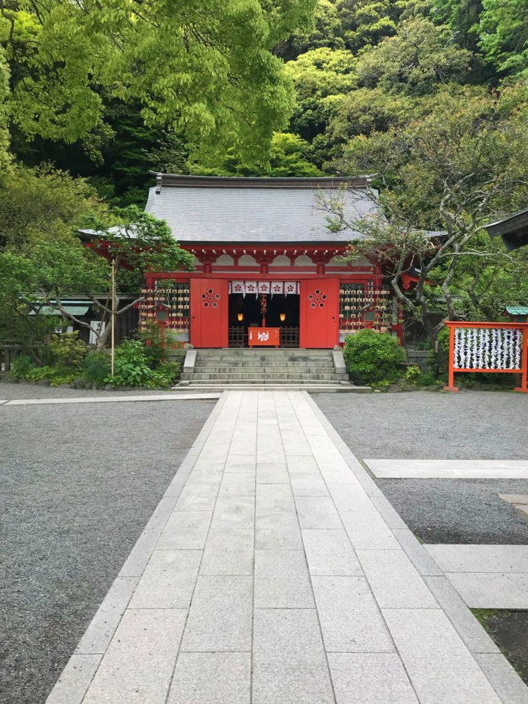 Egara shrine at the end of an empty pathway.